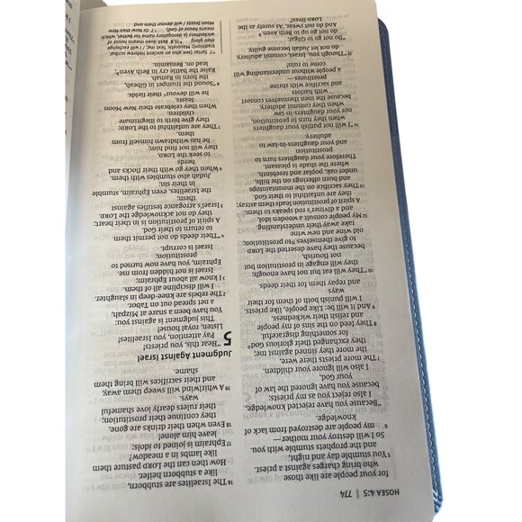 Zonderkidz NIV Childrens Holy Bible Leathersoft Blue Read - Picture 8 of 11